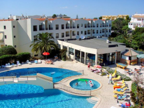 Отель Clube Alvorférias  Alvor